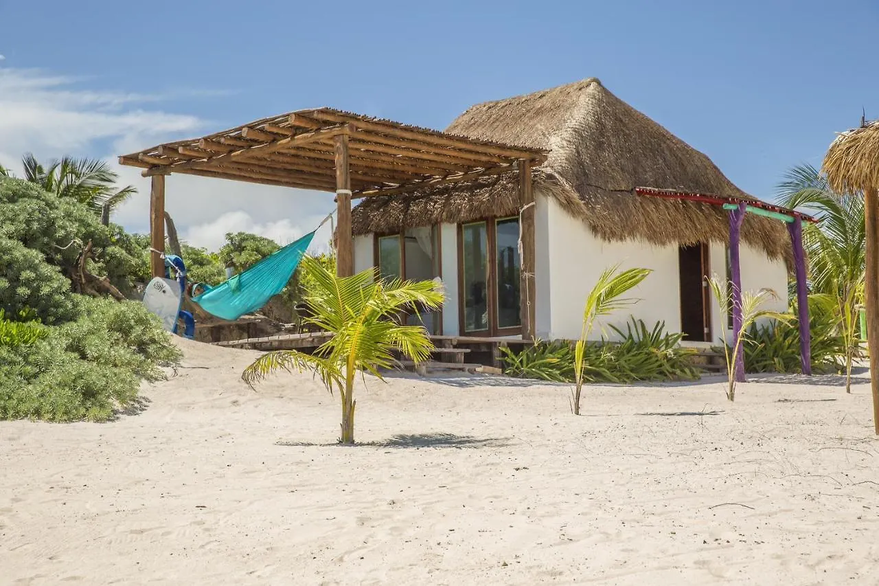 Hotel El Secreto Ocean Front Cabin Xpu Há Pensjonat